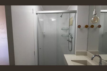 Apartamento à venda com 73m², 3 quartos e 2 vagasBanheiro da Suíte