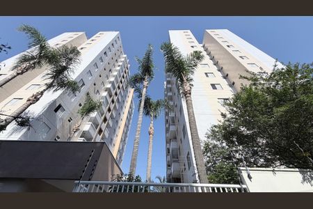 Apartamento à venda com 73m², 3 quartos e 2 vagasFachada