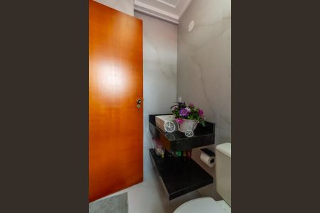 Apartamento à venda com 65m², 2 quartos e 2 vagasBanheiro da Suíte