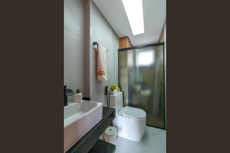 Apartamento à venda com 65m², 2 quartos e 2 vagasBanheiro Social