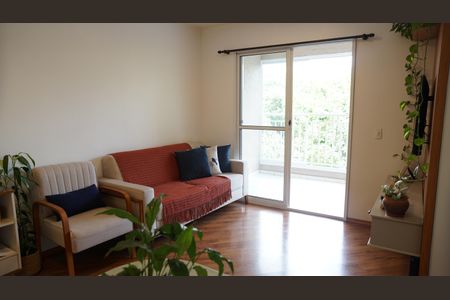Apartamento à venda com 71m², 3 quartos e 1 vagaSala