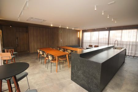 Apartamento à venda com 74m², 2 quartos e 1 vaga Apartamento à venda com 74m², 2 quartos e 1 vagaÁrea comum - Salão de festas