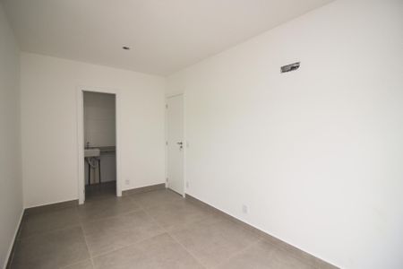 Apartamento à venda com 74m², 2 quartos e 1 vaga Apartamento à venda com 74m², 2 quartos e 1 vagaQuarto Suíte
