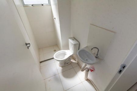 Apartamento para alugar com 42m², 2 quartos e sem vaga Apartamento para alugar com 42m², 2 quartos e sem vagaBanheiro