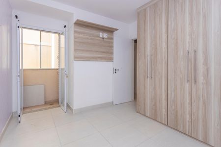 Casa à venda com 98m², 3 quartos e 2 vagasQuarto 2