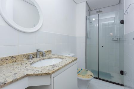 Casa à venda com 98m², 3 quartos e 2 vagasBanheiro