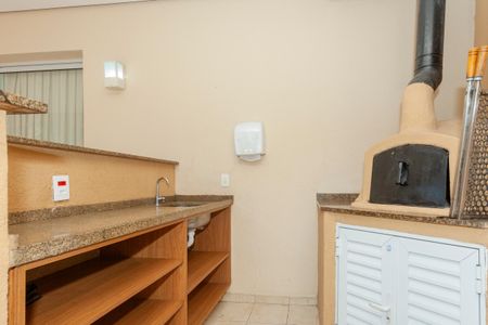 Casa à venda com 98m², 3 quartos e 2 vagasÁrea comum - Churrasqueira