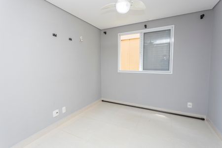 Casa à venda com 98m², 3 quartos e 2 vagasQuarto Suíte