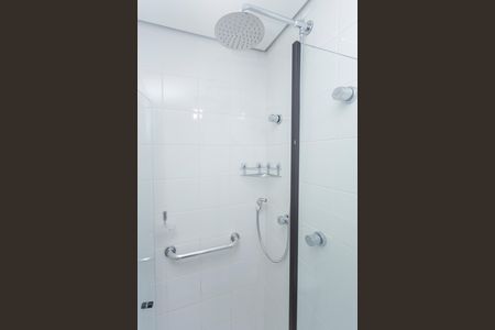 Casa à venda com 98m², 3 quartos e 2 vagasBanheiro da Suíte