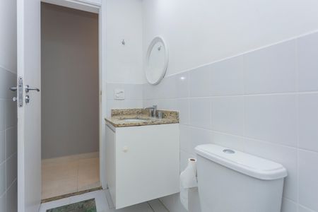 Casa à venda com 98m², 3 quartos e 2 vagasBanheiro