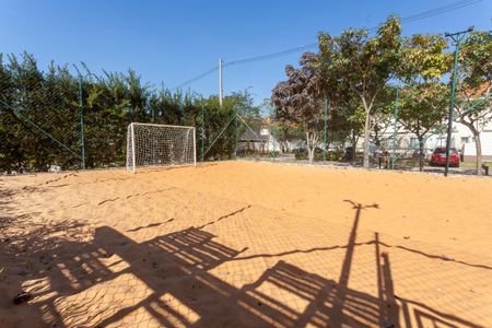 Casa à venda com 98m², 3 quartos e 2 vagasFutebol de areia