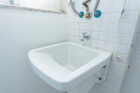 Casa à venda com 98m², 3 quartos e 2 vagasÁrea de Serviço