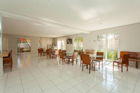 Casa à venda com 98m², 3 quartos e 2 vagasÁrea comum - Salão de festas