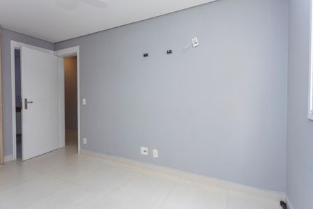 Casa à venda com 98m², 3 quartos e 2 vagasQuarto Suíte