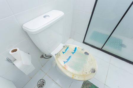 Casa à venda com 98m², 3 quartos e 2 vagasBanheiro