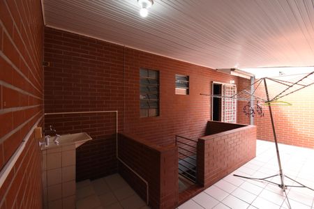 Casa de condomínio para alugar com 111m², 5 quartos e 2 vagasÁrea de Serviço