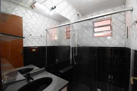 Casa de condomínio para alugar com 111m², 5 quartos e 2 vagasBanheiro social