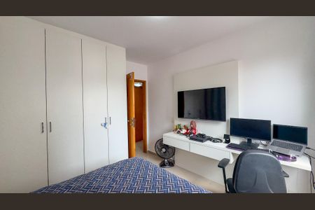 Apartamento à venda com 100m², 3 quartos e 1 vagaQuarto 2