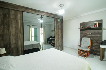 Casa para alugar com 169m², 3 quartos e 4 vagasQuarto Suíte