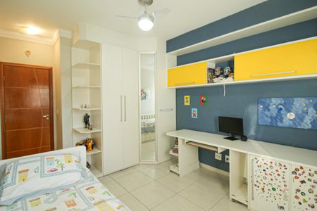 Casa para alugar com 169m², 3 quartos e 4 vagasQuarto 2