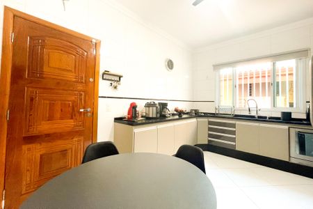 Casa para alugar com 169m², 3 quartos e 4 vagasCozinha