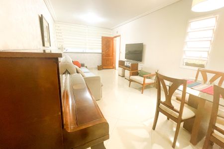 Casa para alugar com 169m², 3 quartos e 4 vagasSala