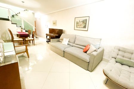 Casa para alugar com 169m², 3 quartos e 4 vagasSala