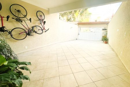 Casa para alugar com 169m², 3 quartos e 4 vagasGaragem