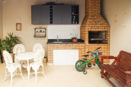 Casa para alugar com 169m², 3 quartos e 4 vagasÁrea comum - Churrasqueira