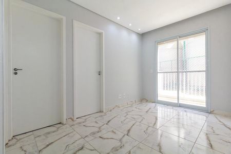 Sala de apartamento para alugar com 2 quartos, 40m² em Jardim Maringa, São Paulo