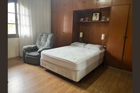 Casa de condomínio à venda com 328m², 4 quartos e 3 vagas Casa de condomínio à venda com 328m², 4 quartos e 3 vagasFoto 13