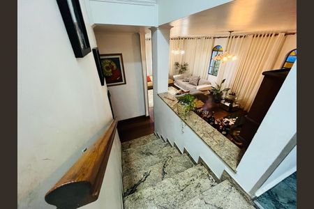 Casa de condomínio à venda com 328m², 4 quartos e 3 vagas Casa de condomínio à venda com 328m², 4 quartos e 3 vagasFoto 31