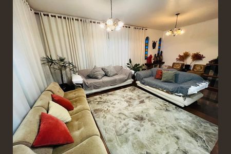 Casa de condomínio à venda com 328m², 4 quartos e 3 vagas Casa de condomínio à venda com 328m², 4 quartos e 3 vagasFoto 38