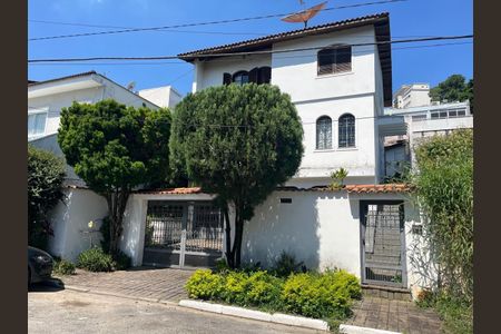 Casa de condomínio à venda com 328m², 4 quartos e 3 vagas Casa de condomínio à venda com 328m², 4 quartos e 3 vagasFoto 03