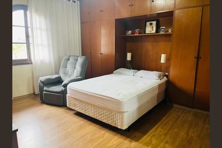 Casa de condomínio à venda com 328m², 4 quartos e 3 vagas Casa de condomínio à venda com 328m², 4 quartos e 3 vagasFoto 10