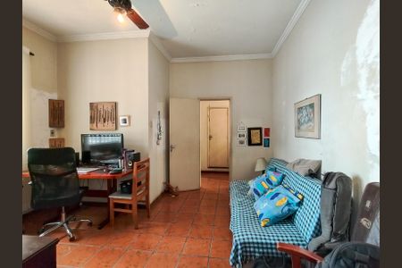 Casa à venda com 292m², 5 quartos e 2 vagasQuarto 3