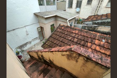 Casa à venda com 292m², 5 quartos e 2 vagasEscada