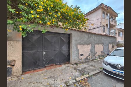 Casa à venda com 292m², 5 quartos e 2 vagasFachada