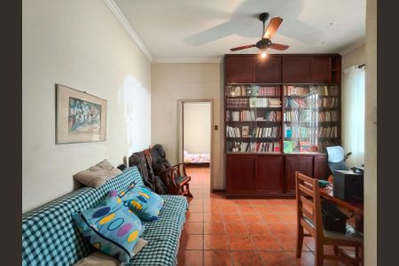 Casa à venda com 292m², 5 quartos e 2 vagasQuarto 3