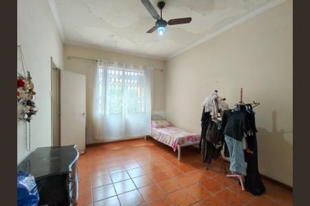 Casa à venda com 292m², 5 quartos e 2 vagasQuarto 4