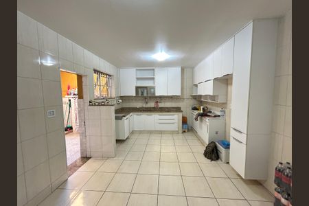 Casa à venda com 141m², 4 quartos e 1 vagaCozinha