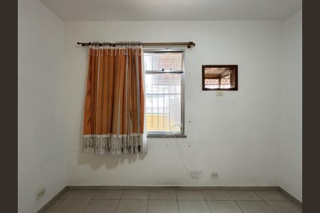 Casa à venda com 141m², 4 quartos e 1 vagaSuíte 2