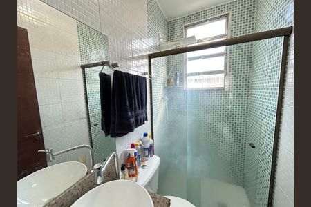 Casa à venda com 141m², 4 quartos e 1 vagaBanheiro Social