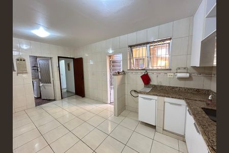 Casa à venda com 141m², 4 quartos e 1 vagaCozinha