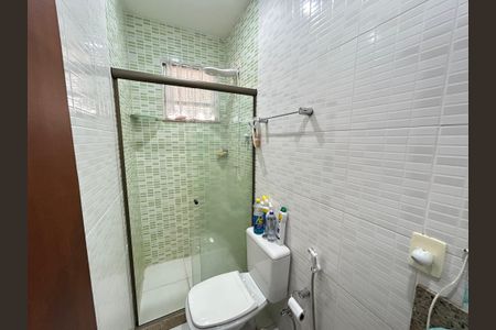 Casa à venda com 141m², 4 quartos e 1 vagaBanheiro da Suíte 2