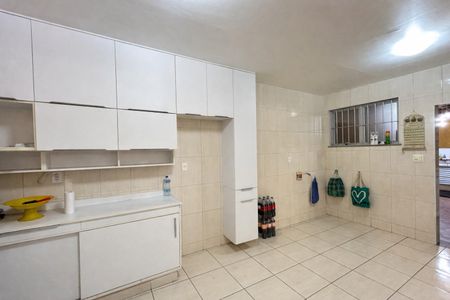 Casa à venda com 141m², 4 quartos e 1 vagaCozinha