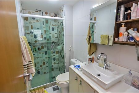 Apartamento à venda com 85m², 3 quartos e 2 vagasBanheiro da Suíte