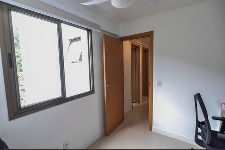 Apartamento à venda com 85m², 3 quartos e 2 vagasQuarto 2