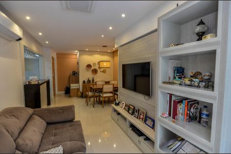 Apartamento à venda com 85m², 3 quartos e 2 vagasSala