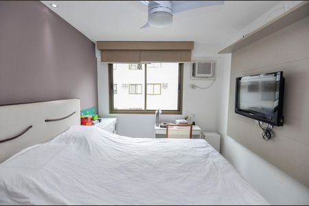 Apartamento à venda com 85m², 3 quartos e 2 vagasSuíte